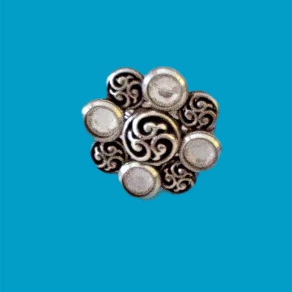 Brighton Crystal Flower Silver Ring Size 7 - Picture 3 of 6